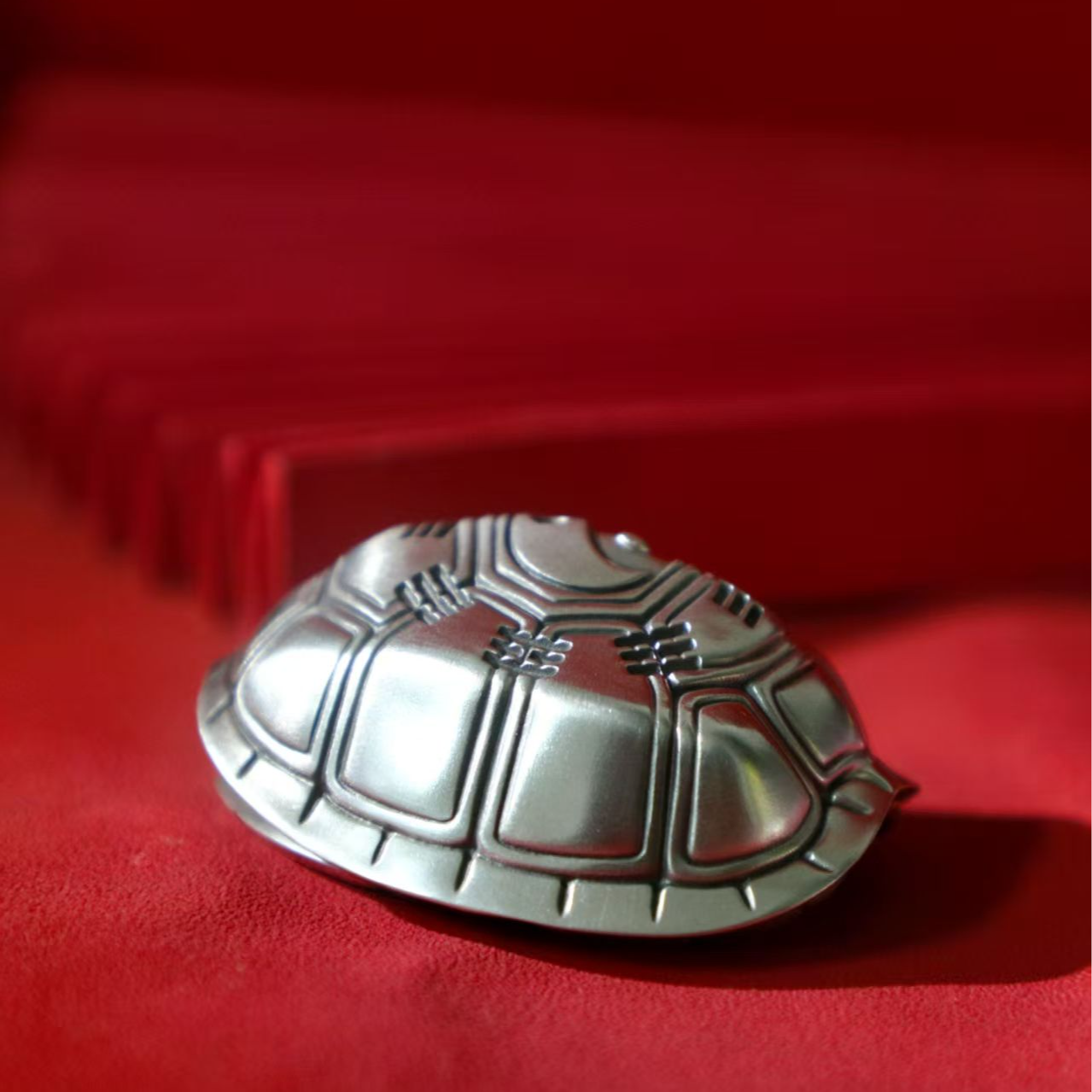Solid Silver Turtle Shell Pendant (Tai Chi & Eight Trigrams) – Carry the Auspicious Blessing of Longevity & Safety as Your Chinese-Style Guardian | POD Customizable