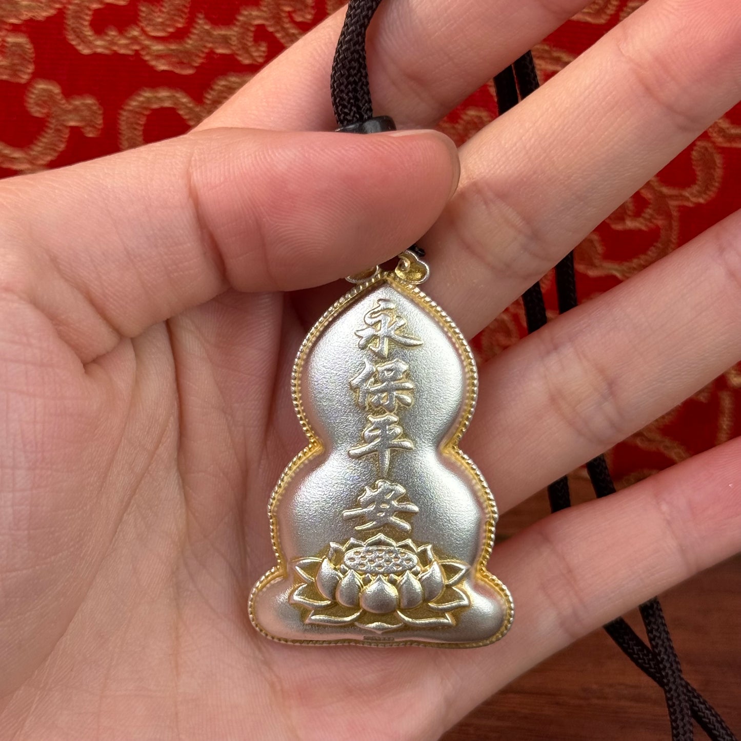 Solid Silver Gilded Guanyin Pendant – Auspicious Protection You Carry Close | POD Customizable