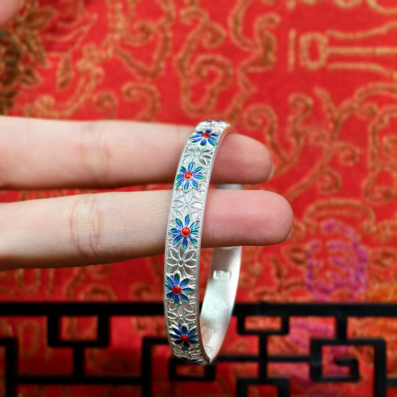 Luxury Cloisonné Daisy Bracelet Sterling Silver with Traditional Engraving Traditional Chinese Style Ideal Gift | POD Customizable