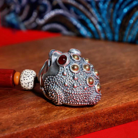 Solid Silver 999 Three-Legged Toad Keychain – Carry the "Rolling Wealth" Fortune as a Collectible Lucky Charm | POD Customizable