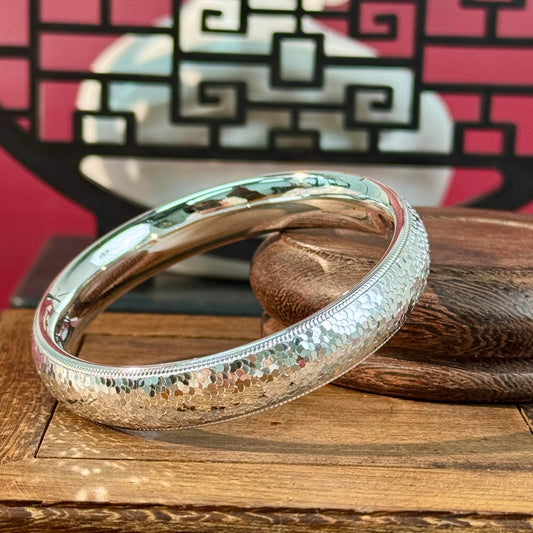 Silver "Scaly Texture & Soft Shine" Wide Bangle – Light Hides in Texture, Premium Vibe on Wrist | POD Customizable