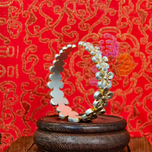 Luxury Daisy-Patterned Gold-Plated Bracelet Sterling Silver Traditional-Style Bangle Ideal Gift | POD Customizable