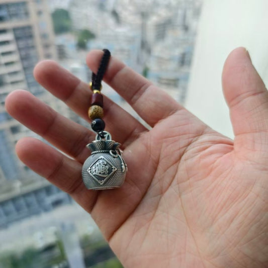 1PC Vintage Art Silver Pendant Necklace Handcrafted Jewelry Gift The Perfect Choice for Family and Girls Unique Design Accessory Suitable for Everyday Wear