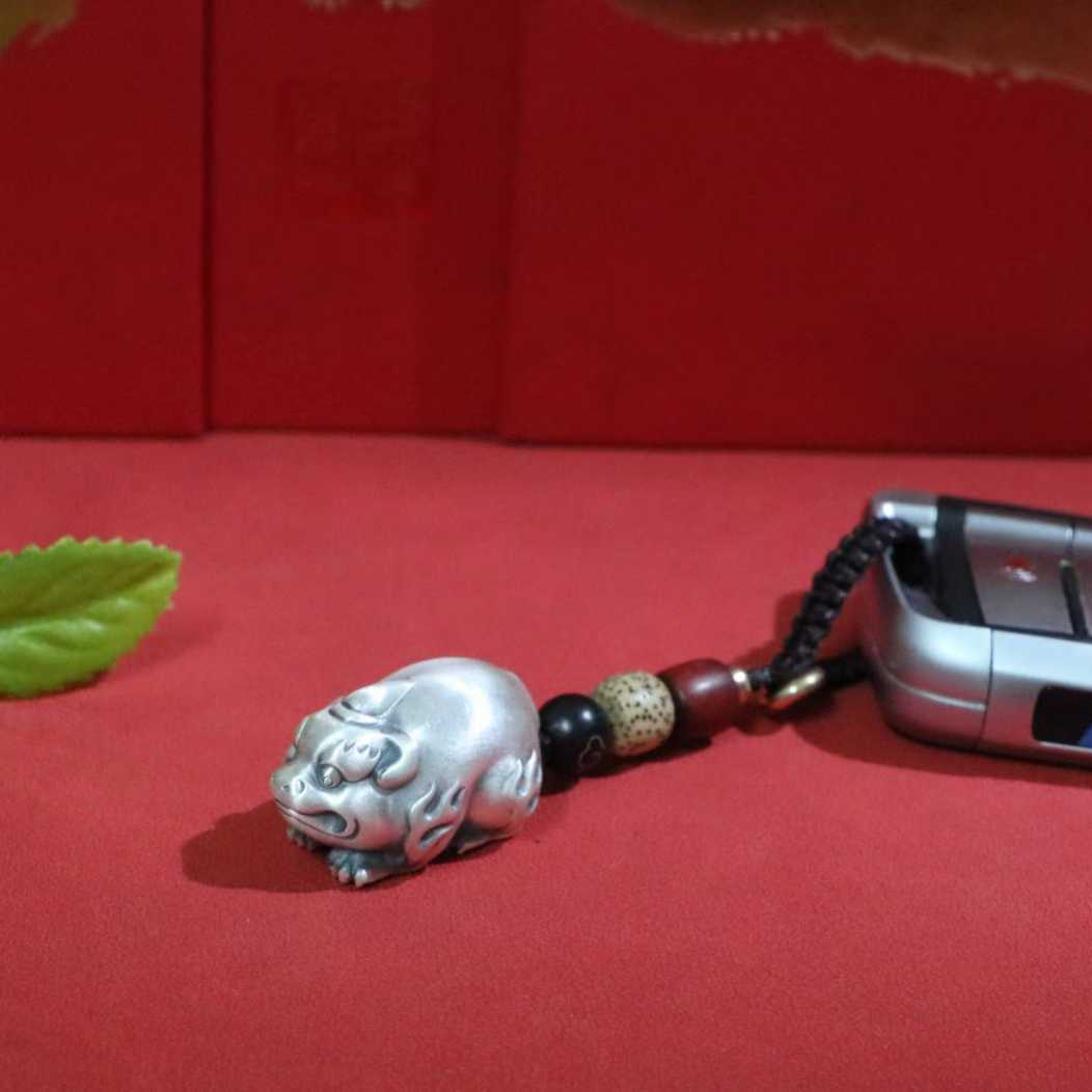 Pi Xiu Keychain - Premium-Grade Fine Silver Pendant Men's Women's Key Accessory Creative Wealth  Pendant | POD Customizable