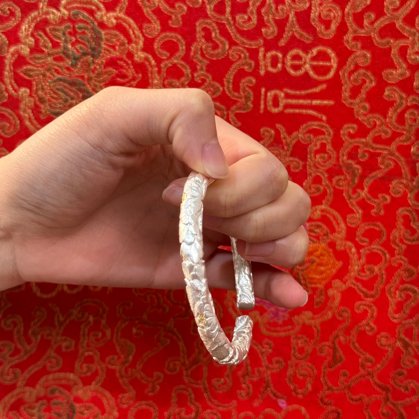 Solid Silver Gilded Floral Bracelet – Tuck Spring Blossoms into Wrist for Gentle Luxury | POD Customizable