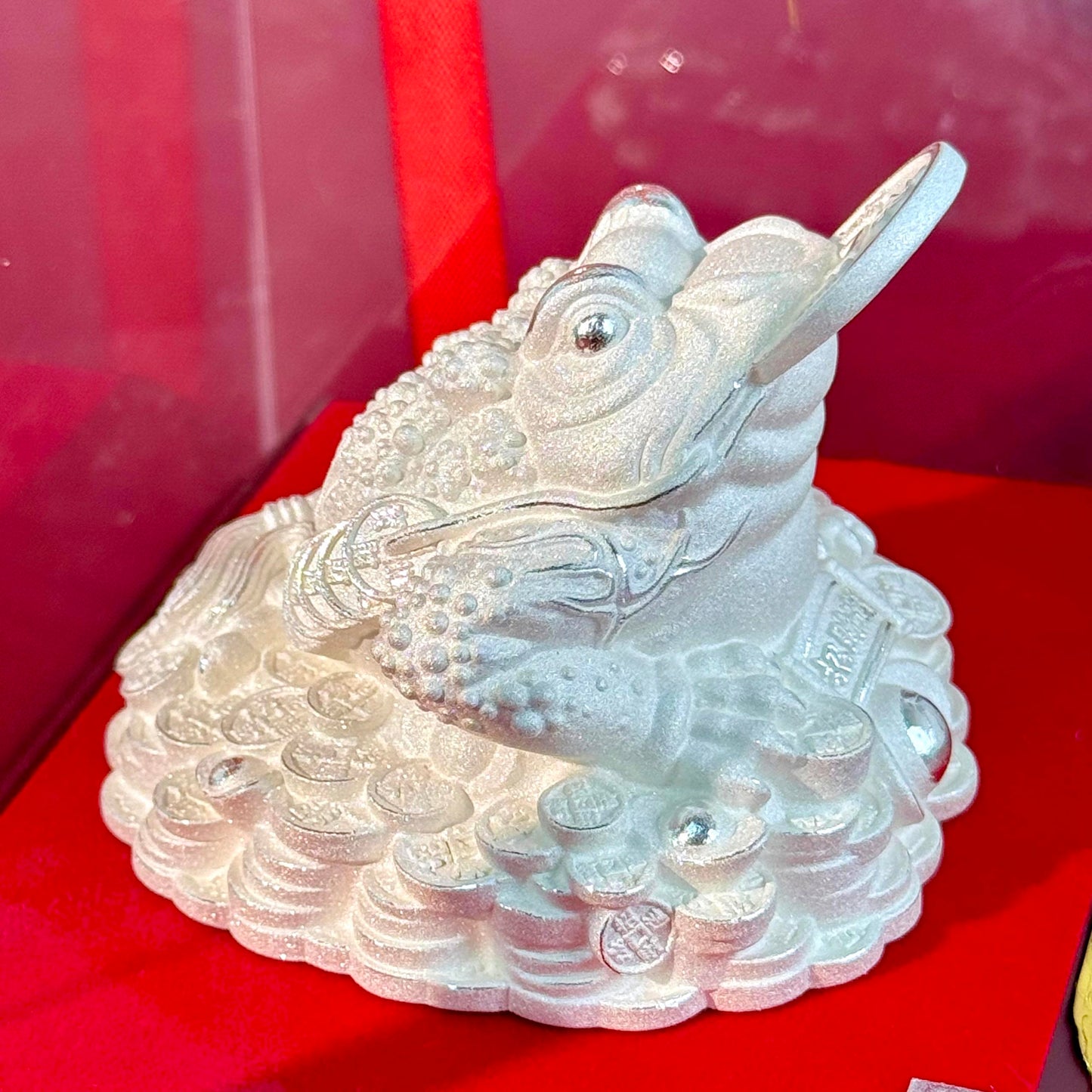 Silver Product Fortune Toad Wealth-Attracting Ornament – Silver Toad Holds Treasure, Fortune Stays Near | POD Customizable
