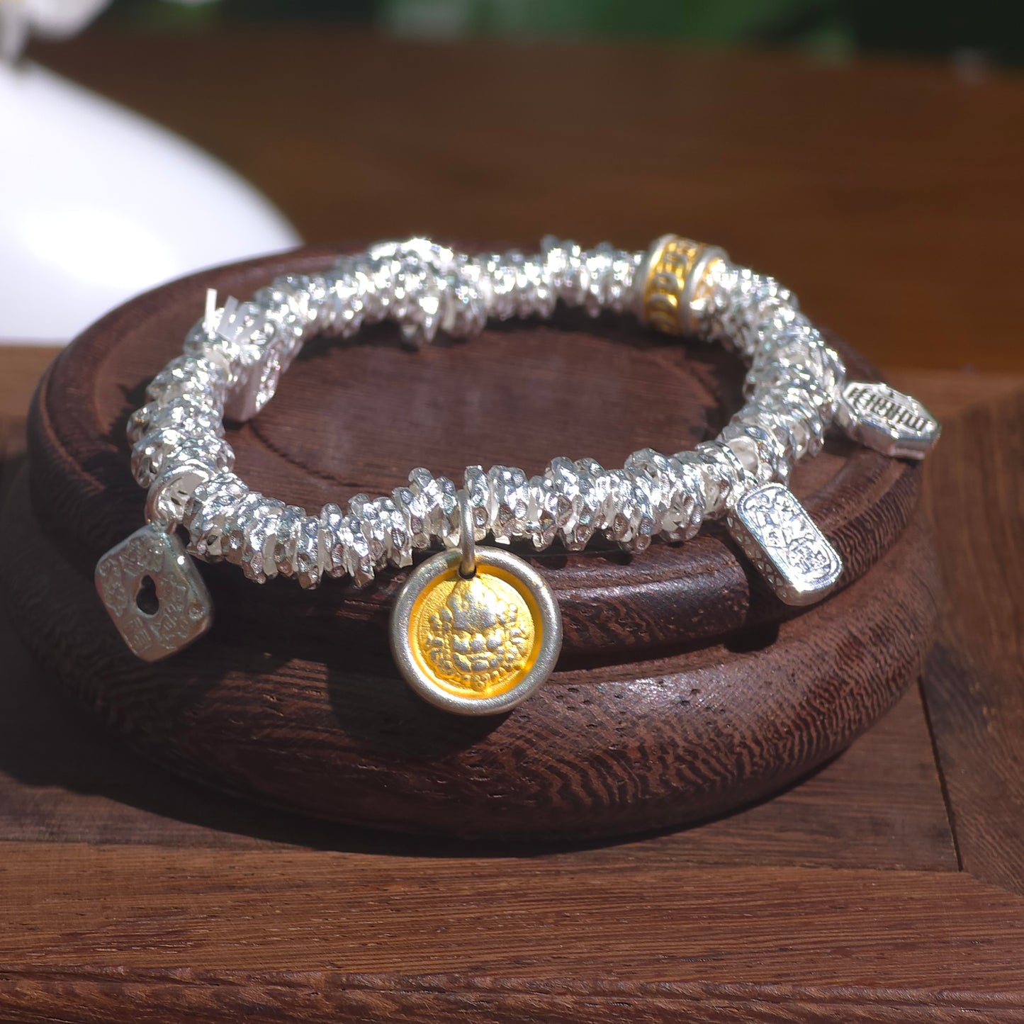Luxury-feel money bracelets, commonly known as “money strings,” keep you well-fed and worry-free. | POD Customizable