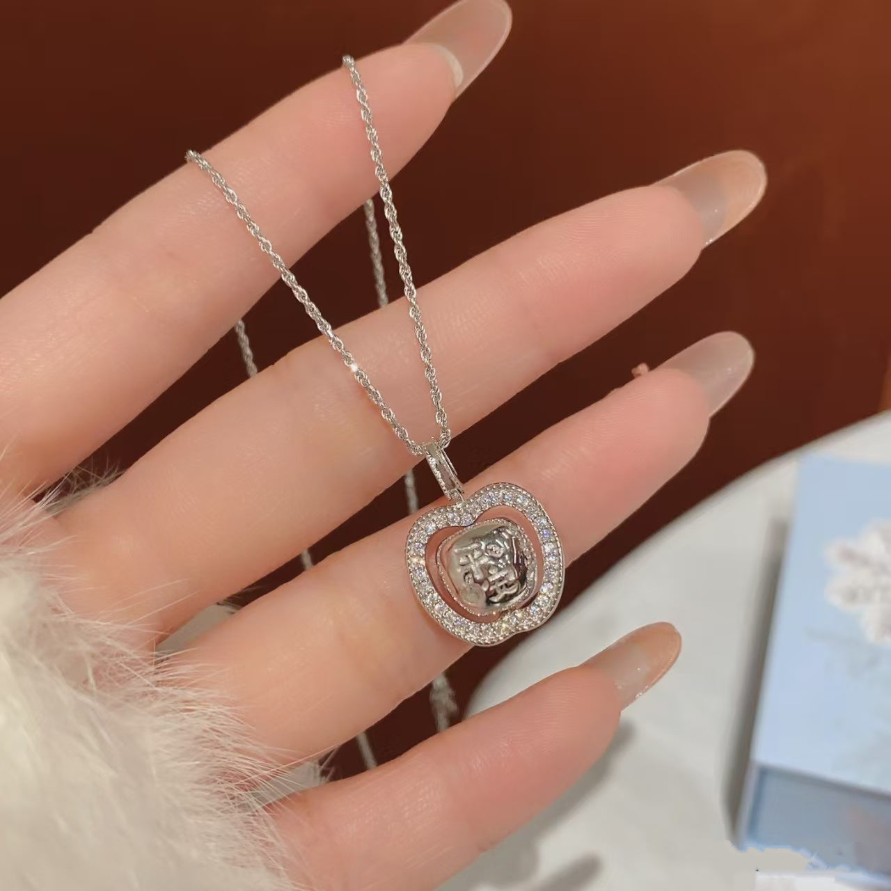 S925 Christmas Sparkling Gold Apple Pendant Necklace – "Ping An" (Peace & Safety) Lucky Charm for Holiday Gifting